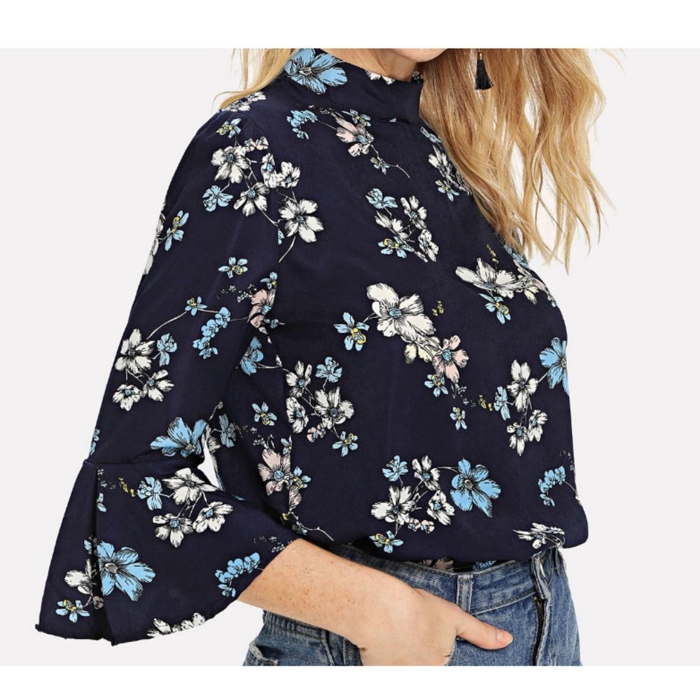 Navy Blue Floral Blouse Large Bell Sleeves - Picture 5 of 6